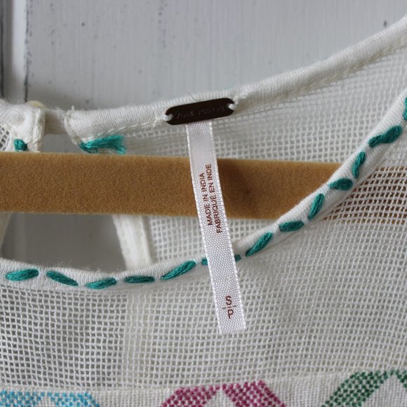 FREE PEOPLE OFF WHITE BABY DOLL TOP WI/EMBROIDERY - Picture 4 of 10